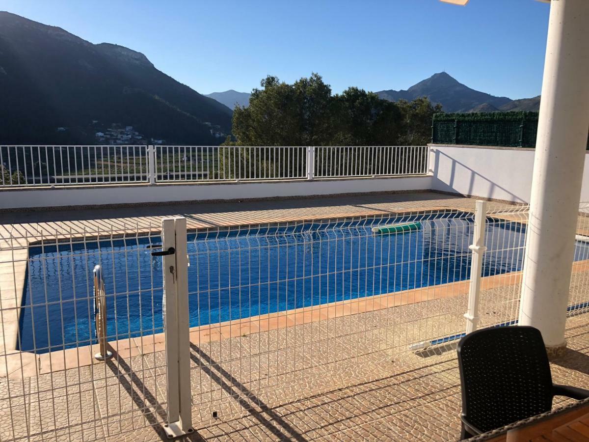 Casa Con Piscina E Impresionantes Vistas Villa Гандия Екстериор снимка
