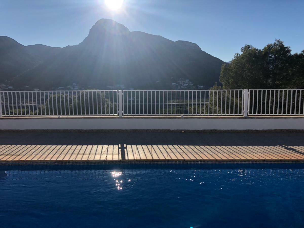 Casa Con Piscina E Impresionantes Vistas Villa Гандия Екстериор снимка
